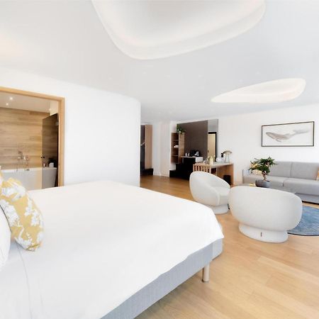 Golden Tulip Lyon Ouest Techlid Hotel & Spa Limonest Bagian luar foto