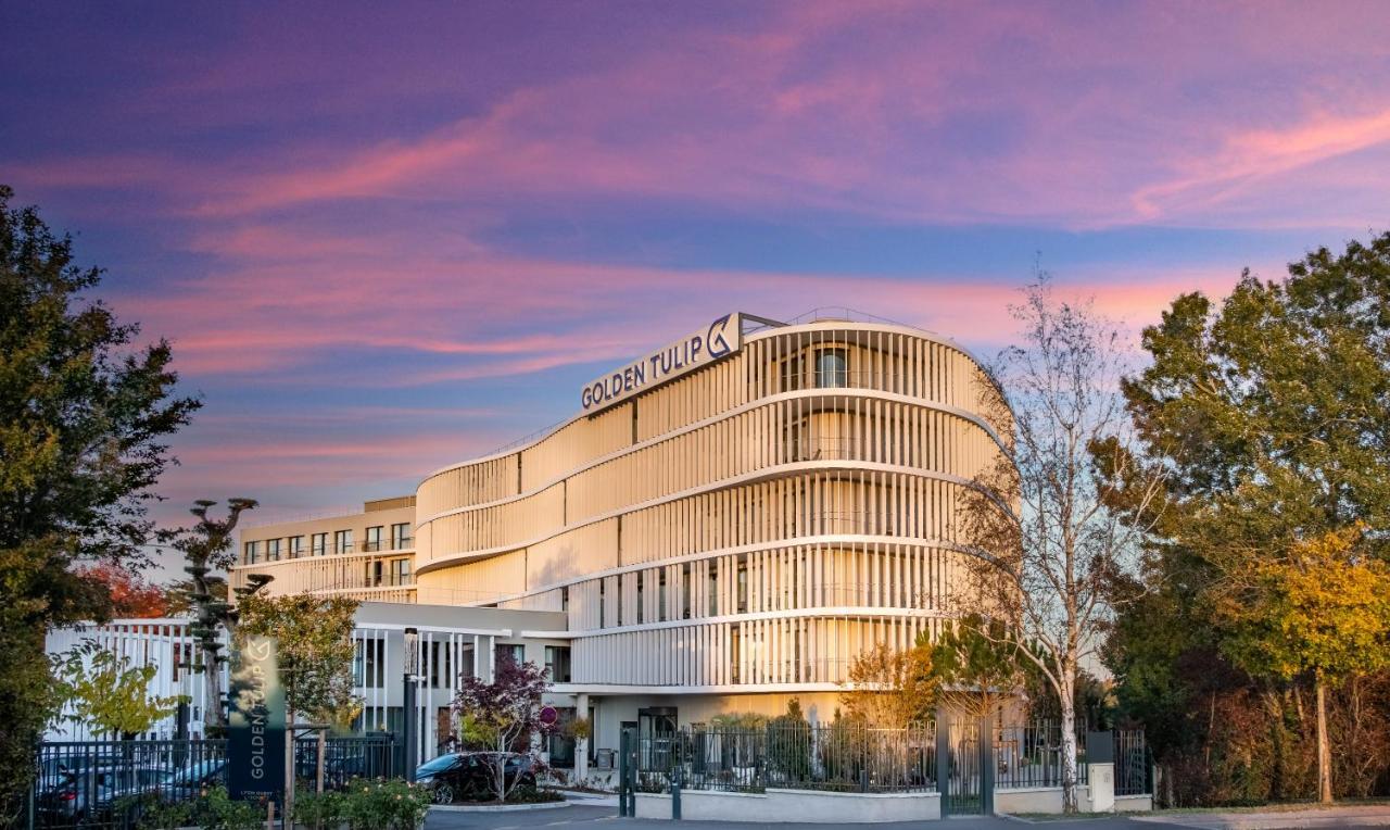 Golden Tulip Lyon Ouest Techlid Hotel & Spa Limonest Bagian luar foto