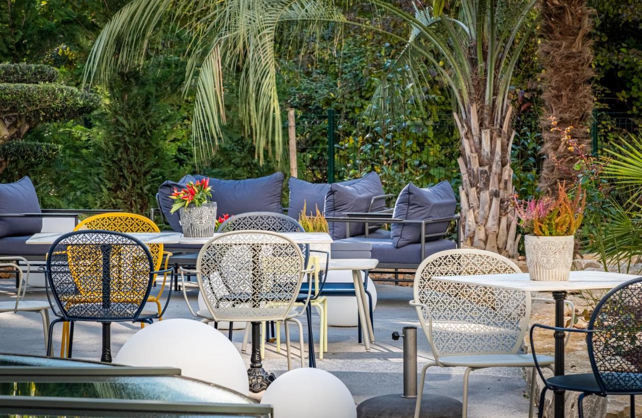 Golden Tulip Lyon Ouest Techlid Hotel & Spa Limonest Bagian luar foto